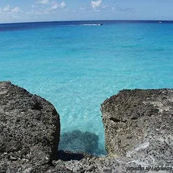 Little Arches Boutique Hotel - Adults Only Oistins