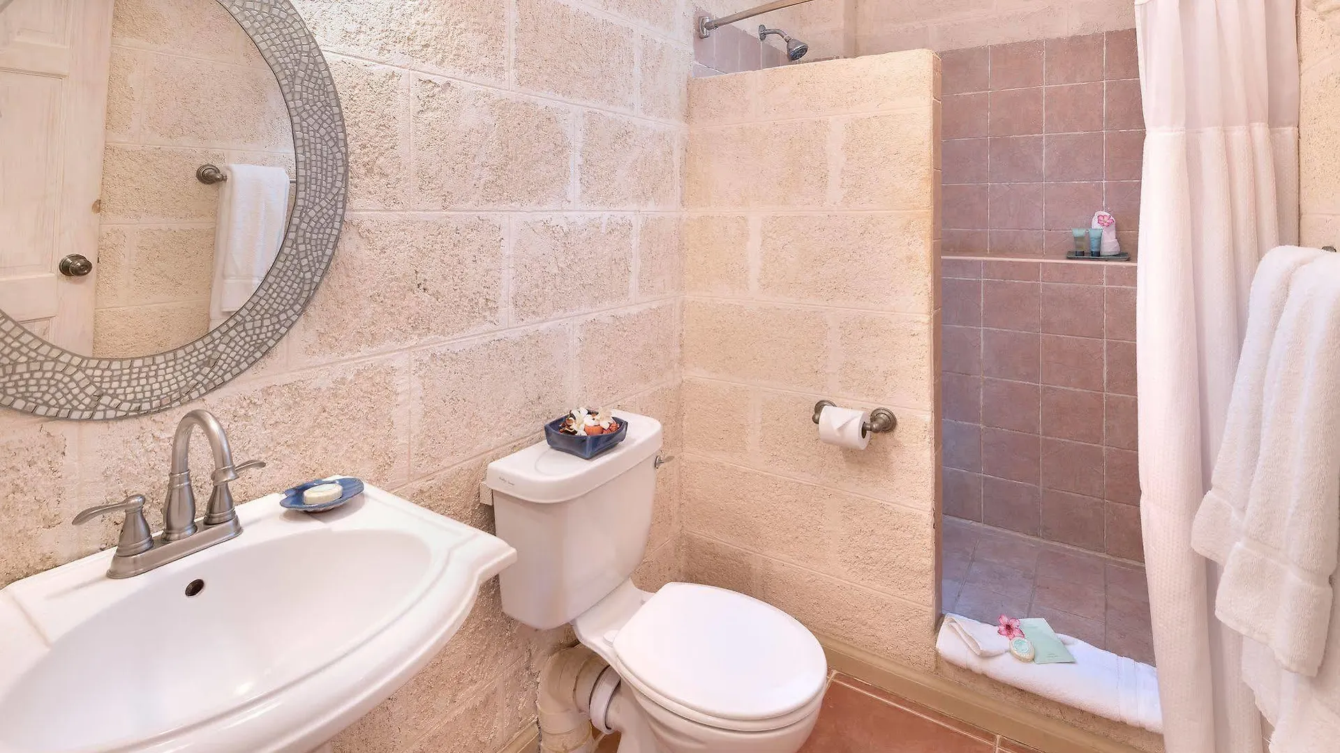 Little Arches Boutique Hotel - Adults Only Oistins